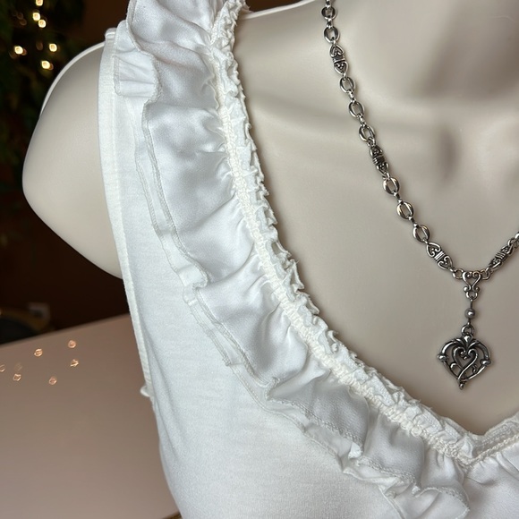 WHITE HOUSE BLACK MARKET WHITE V NECK TOP WITH RUFFLES AROUND NECK & FRONT SMALL - Picture 8 of 16